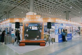 Hololive人氣爆棚奪冠！露天動漫節一抽露魂首日破千組