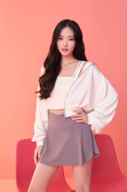 Lily許韶恩詮釋Triumph Athleisure｜3種情人節穿搭靈感日常化浪漫演繹