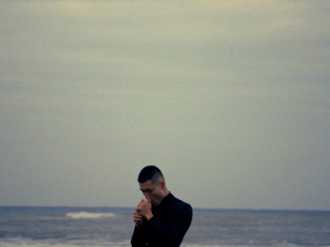 LOCK G全新單曲〈等〉：從自我療癒到語言轉換的真實聲音 4