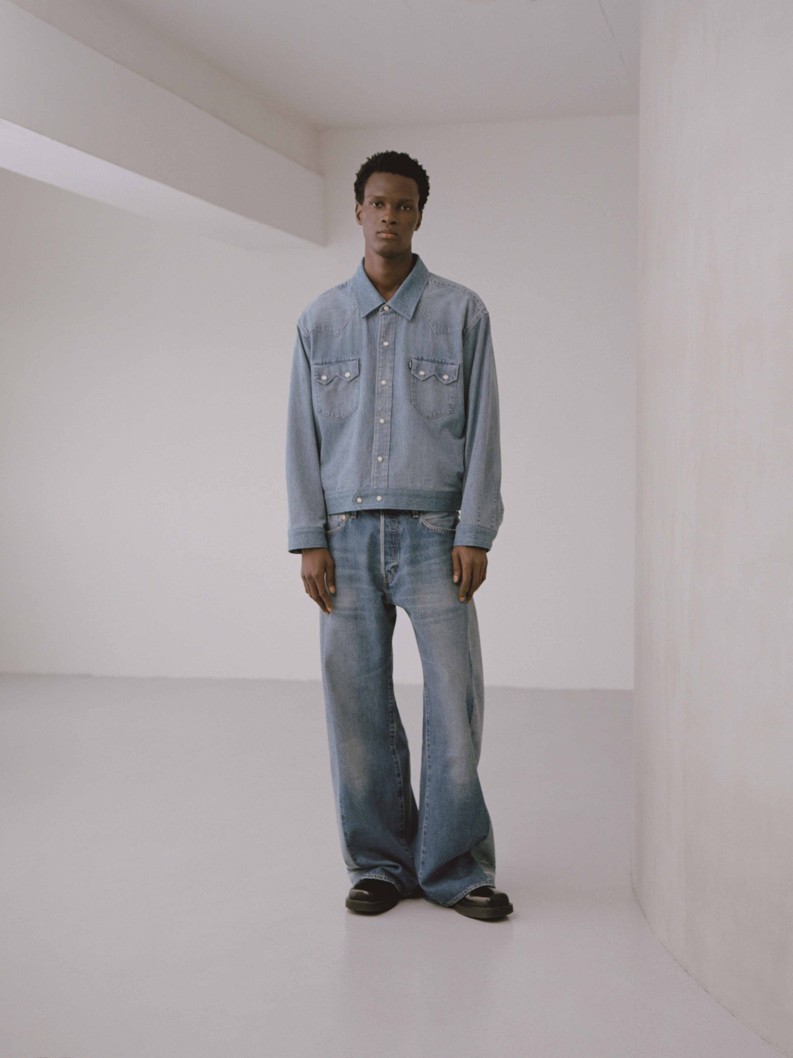 1111LEVI'sCS12 03 001