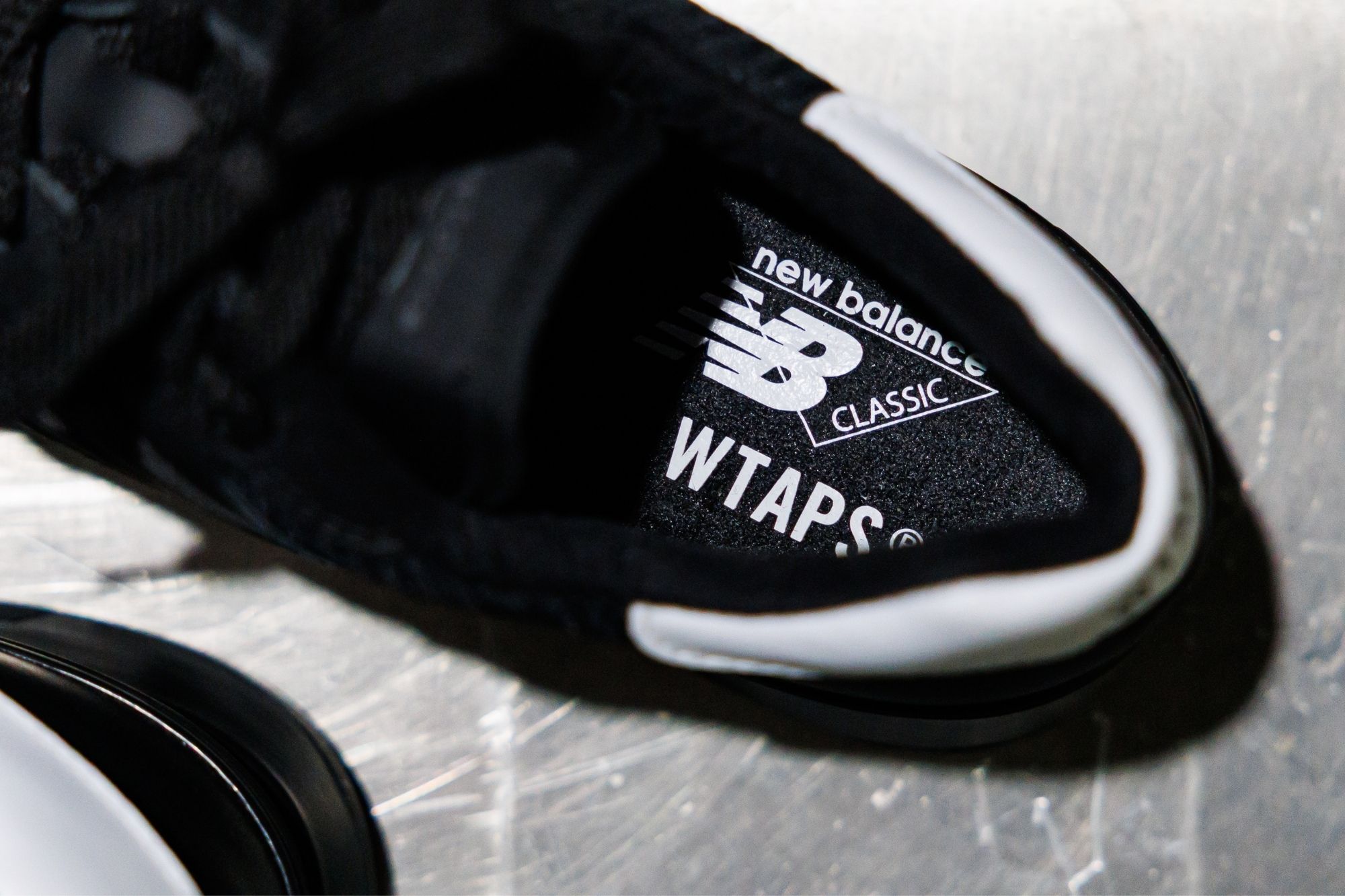 New Balance 攜手 WTAPS 重塑經典1300CL美學4