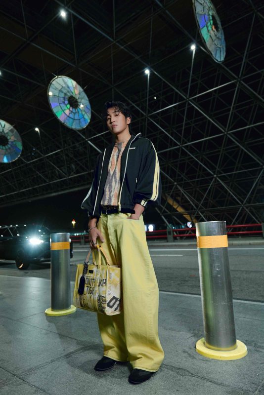 Onitsuka Tiger 米蘭秋冬大秀時程與婁峻碩啟程造型2