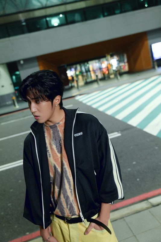 Onitsuka Tiger 米蘭秋冬大秀時程與婁峻碩啟程造型6