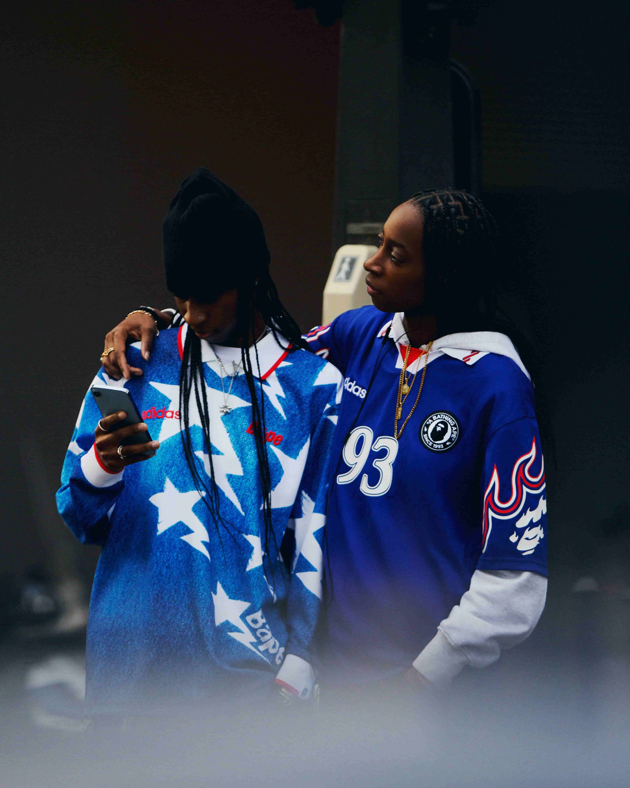 adidas 攜手 BAPE 打造世界盃足球潮流新標誌，經典鞋款同步登場 7