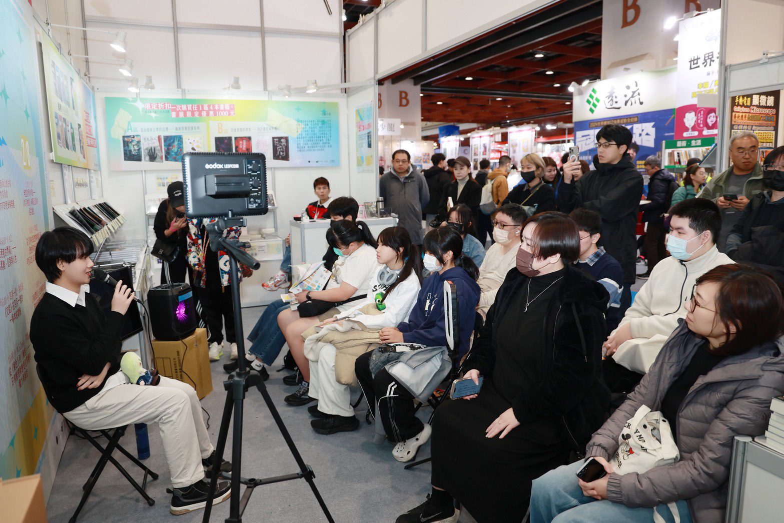 渚央全新番外篇《葉月別傳》登場：從自學者到大學生的創作蛻變紀實 (3)