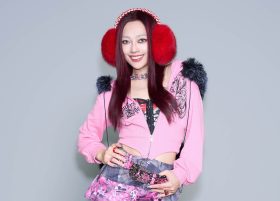 琟娜VERNA新春話題作〈來恭喜〉重塑年節聲響