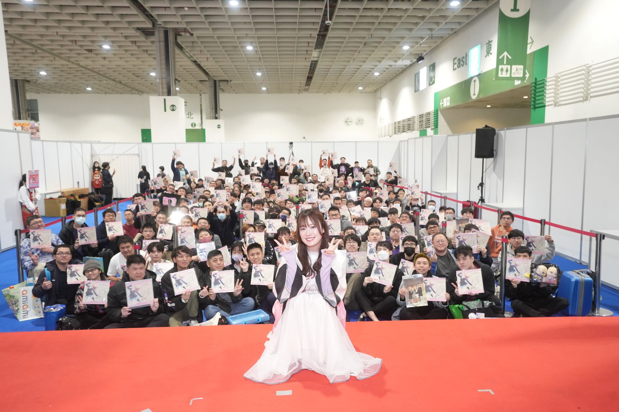 直田姬奈首次來台魅力全開：深情演繹《戀上換裝娃娃》再掀COS熱潮 (1)