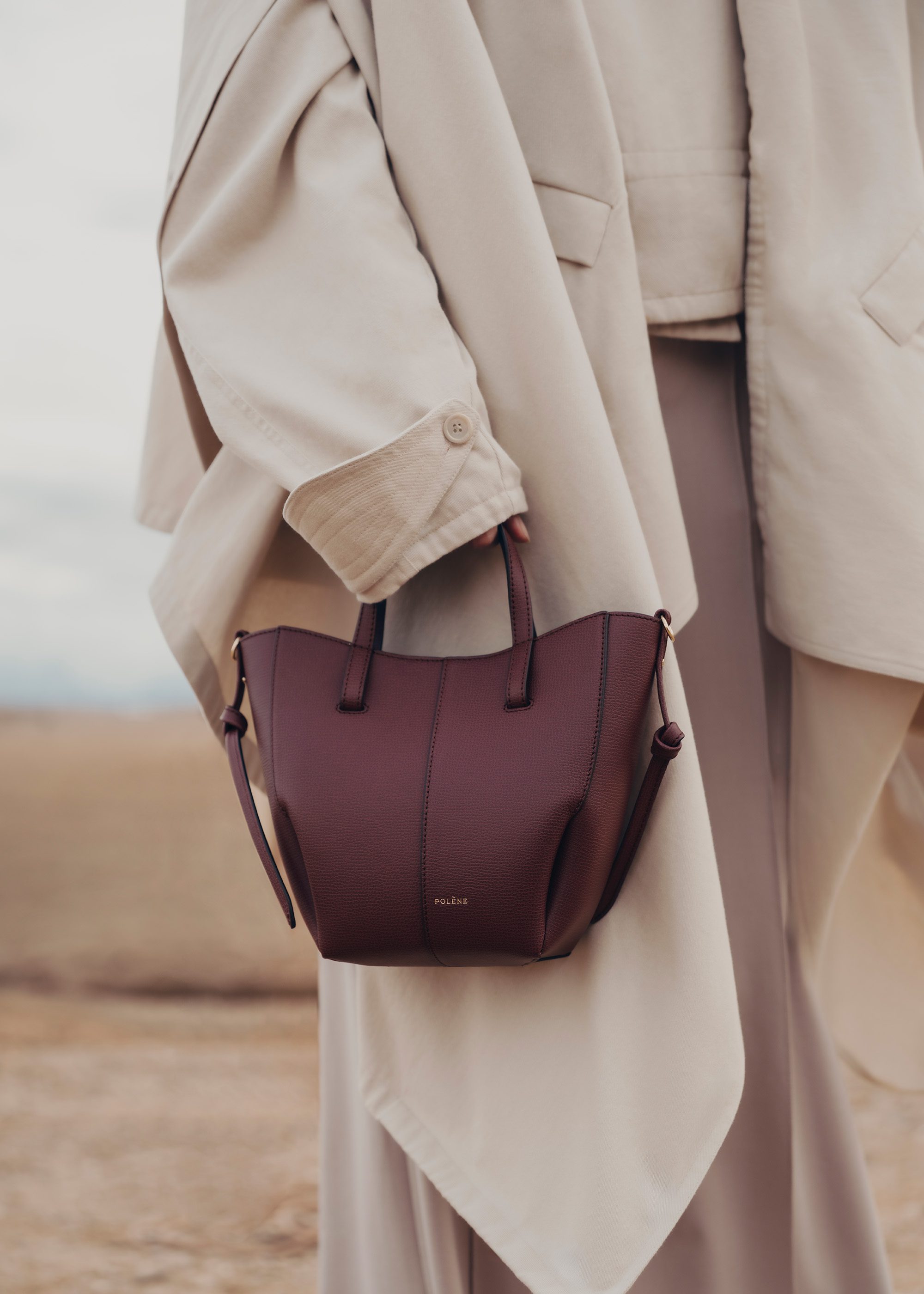 翻褶花苞美學再現 Polene Cyme Tote 譜寫都市優雅新高度16