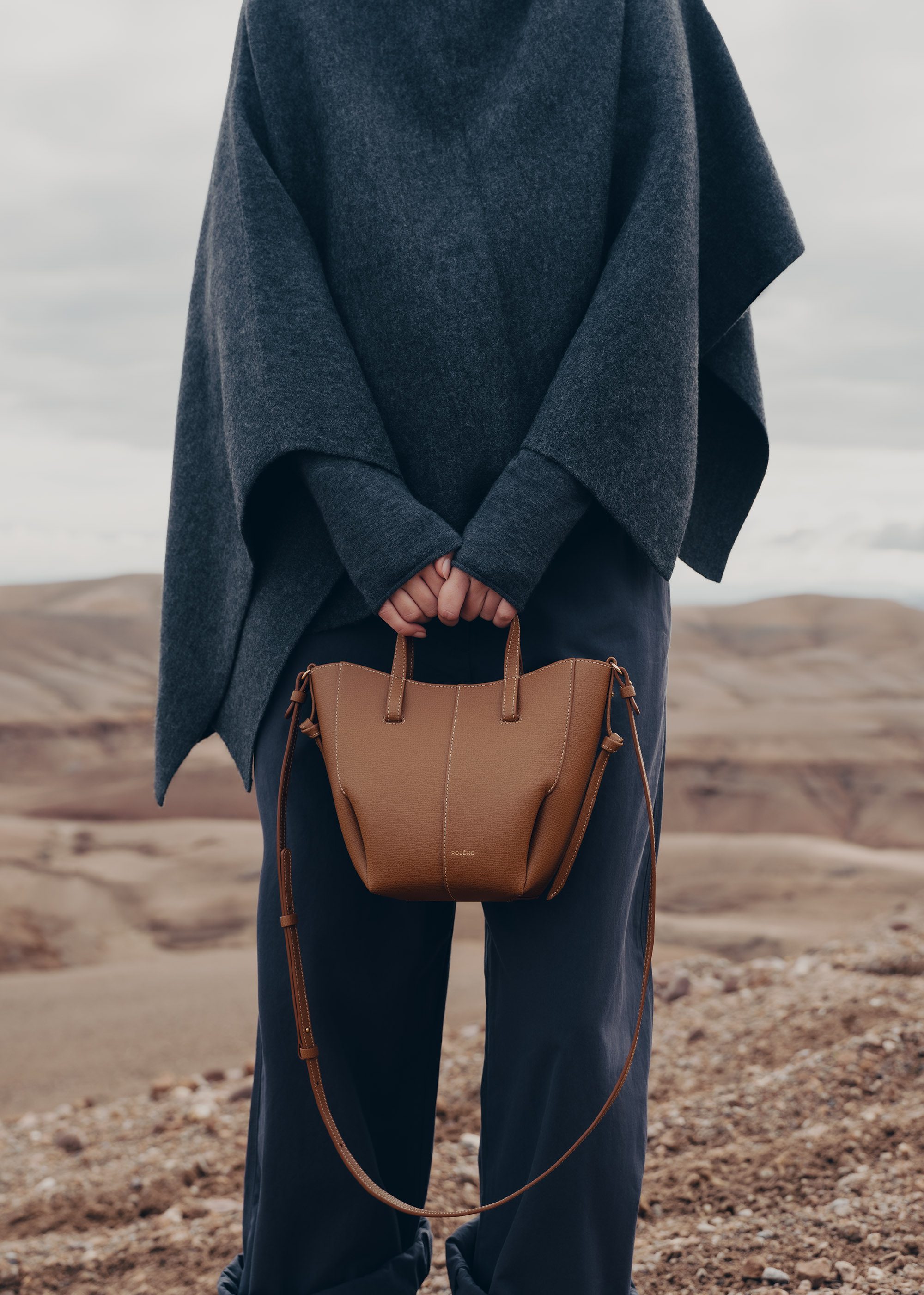 翻褶花苞美學再現 Polene Cyme Tote 譜寫都市優雅新高度23