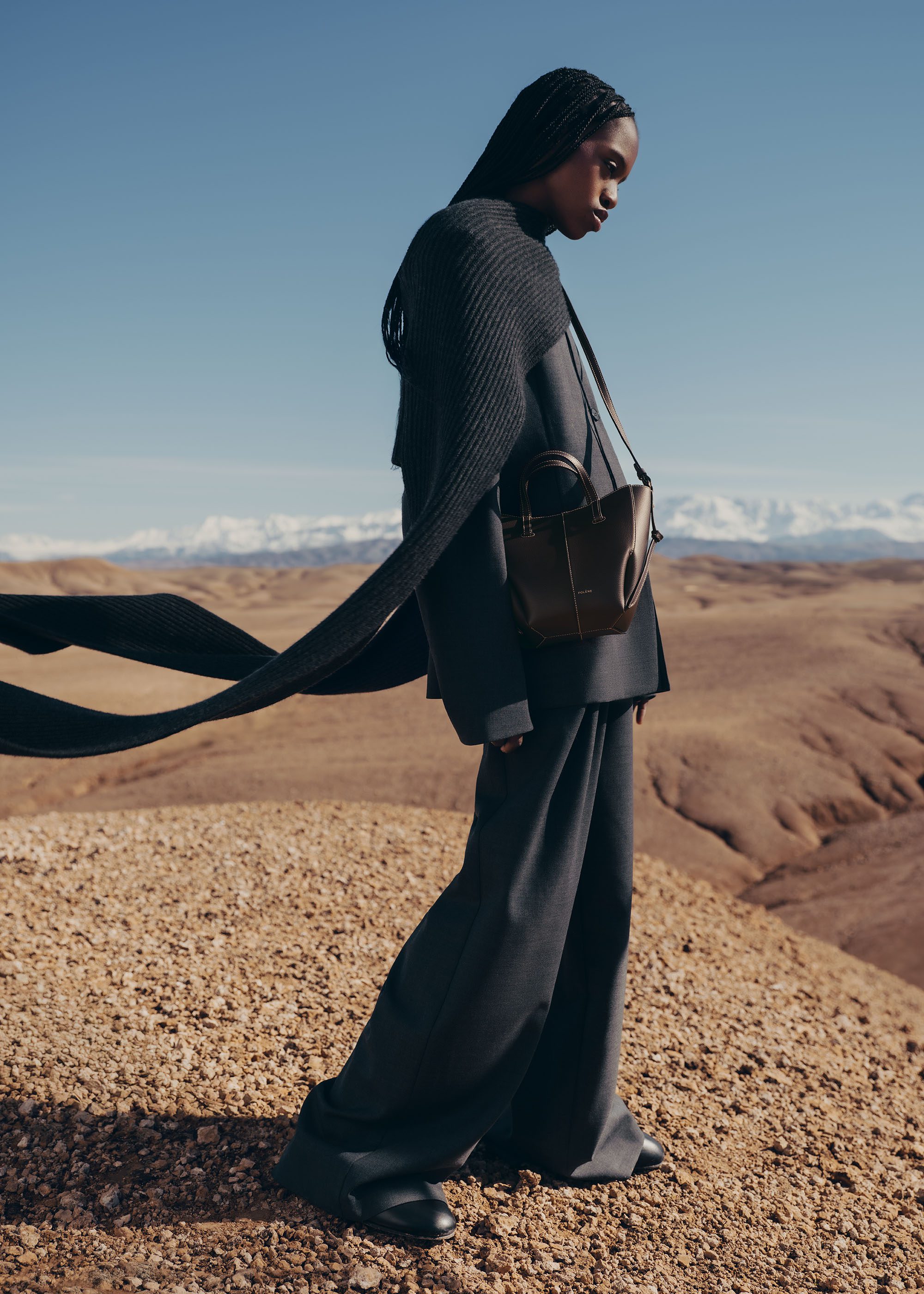 翻褶花苞美學再現 Polene Cyme Tote 譜寫都市優雅新高度25