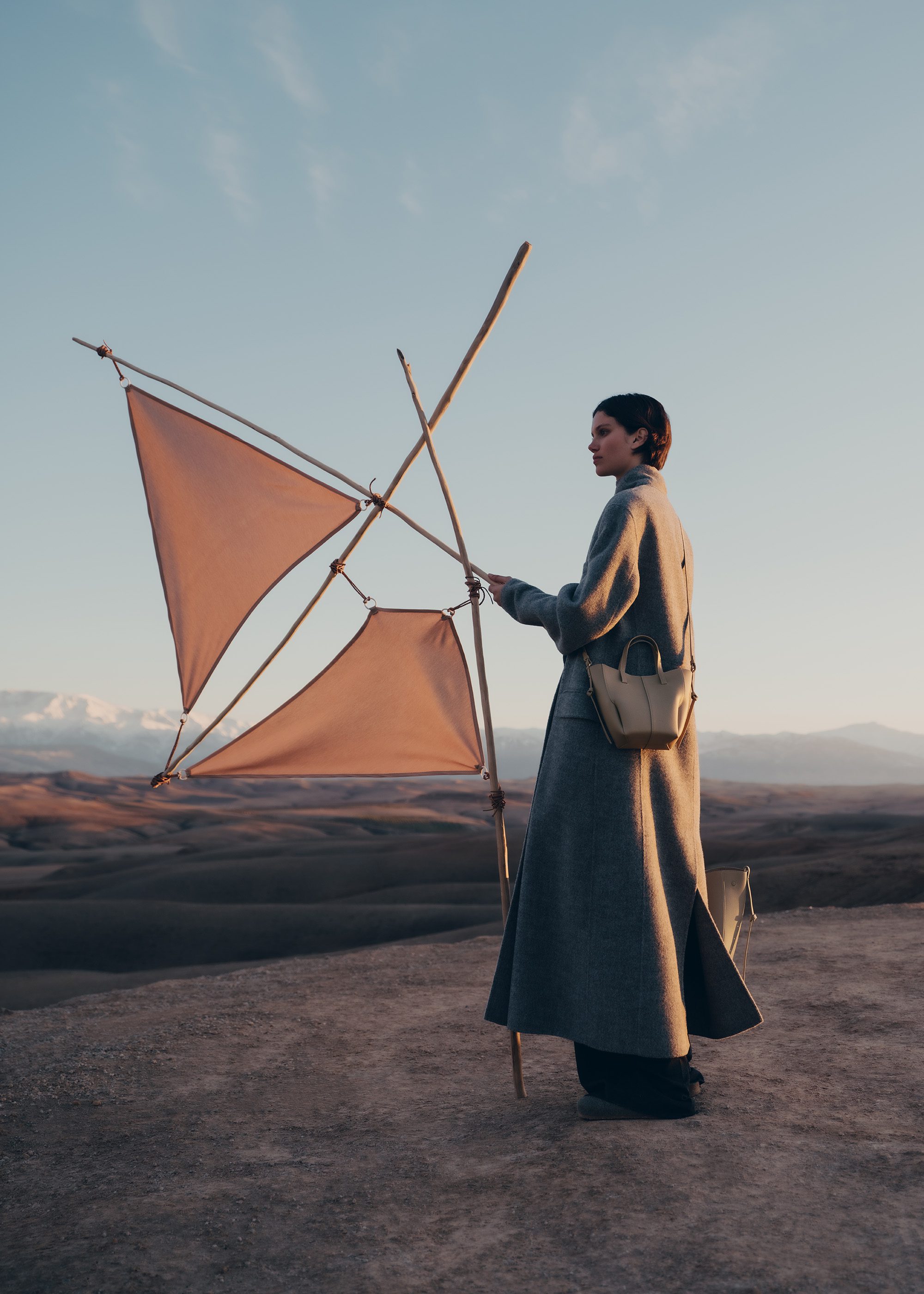 翻褶花苞美學再現 Polene Cyme Tote 譜寫都市優雅新高度34