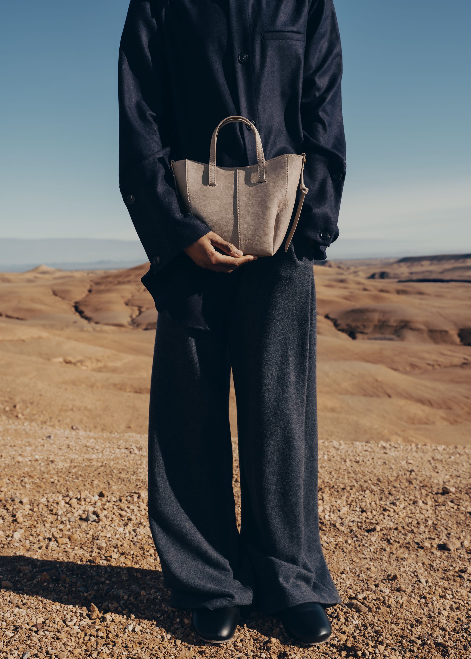 翻褶花苞美學再現 Polene Cyme Tote 譜寫都市優雅新高度36