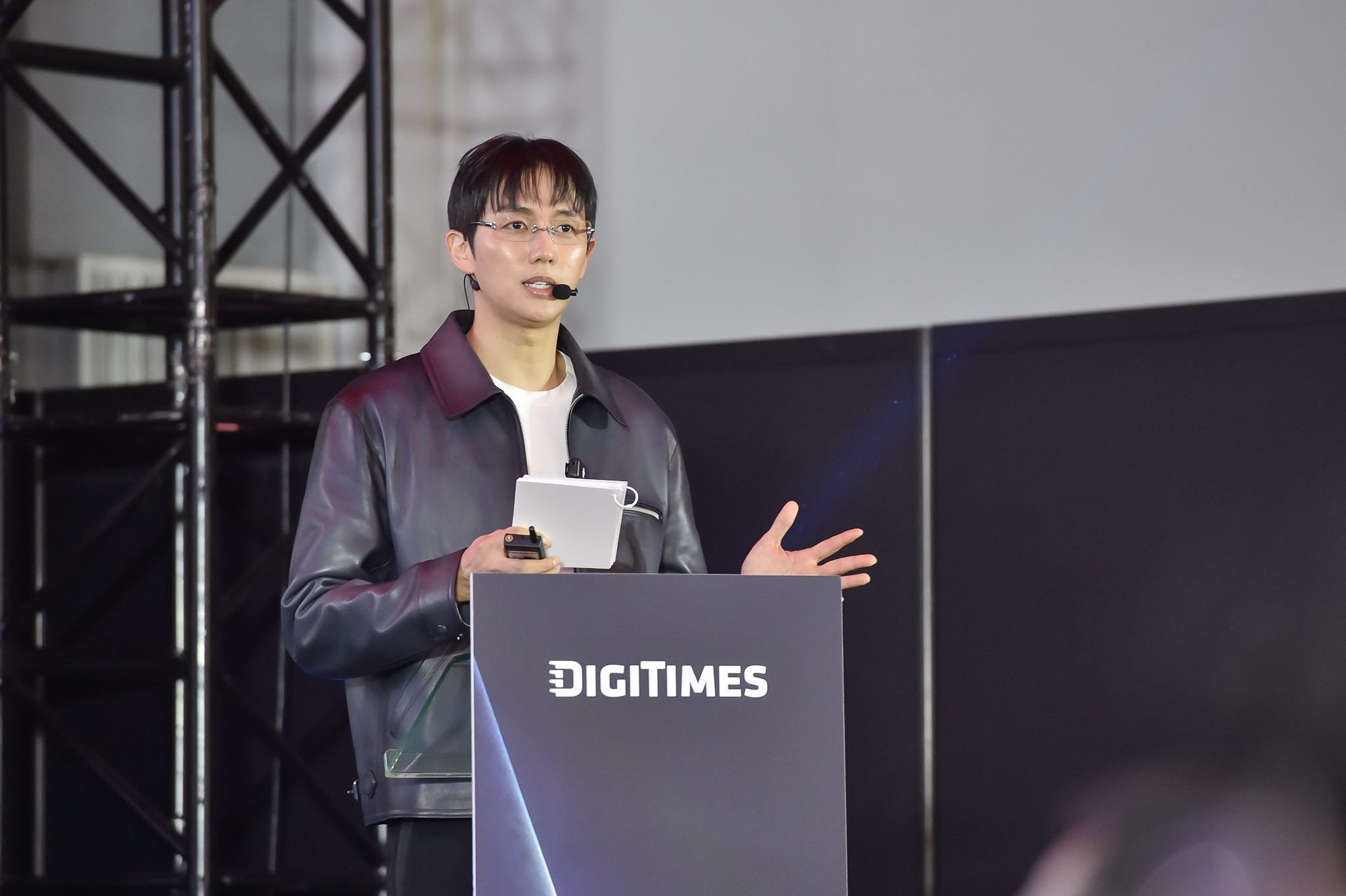 2AM林瑟雍驚喜現身 AI EXPO！首度在台暢談娛樂 AI 與 DeepTech 新趨勢2