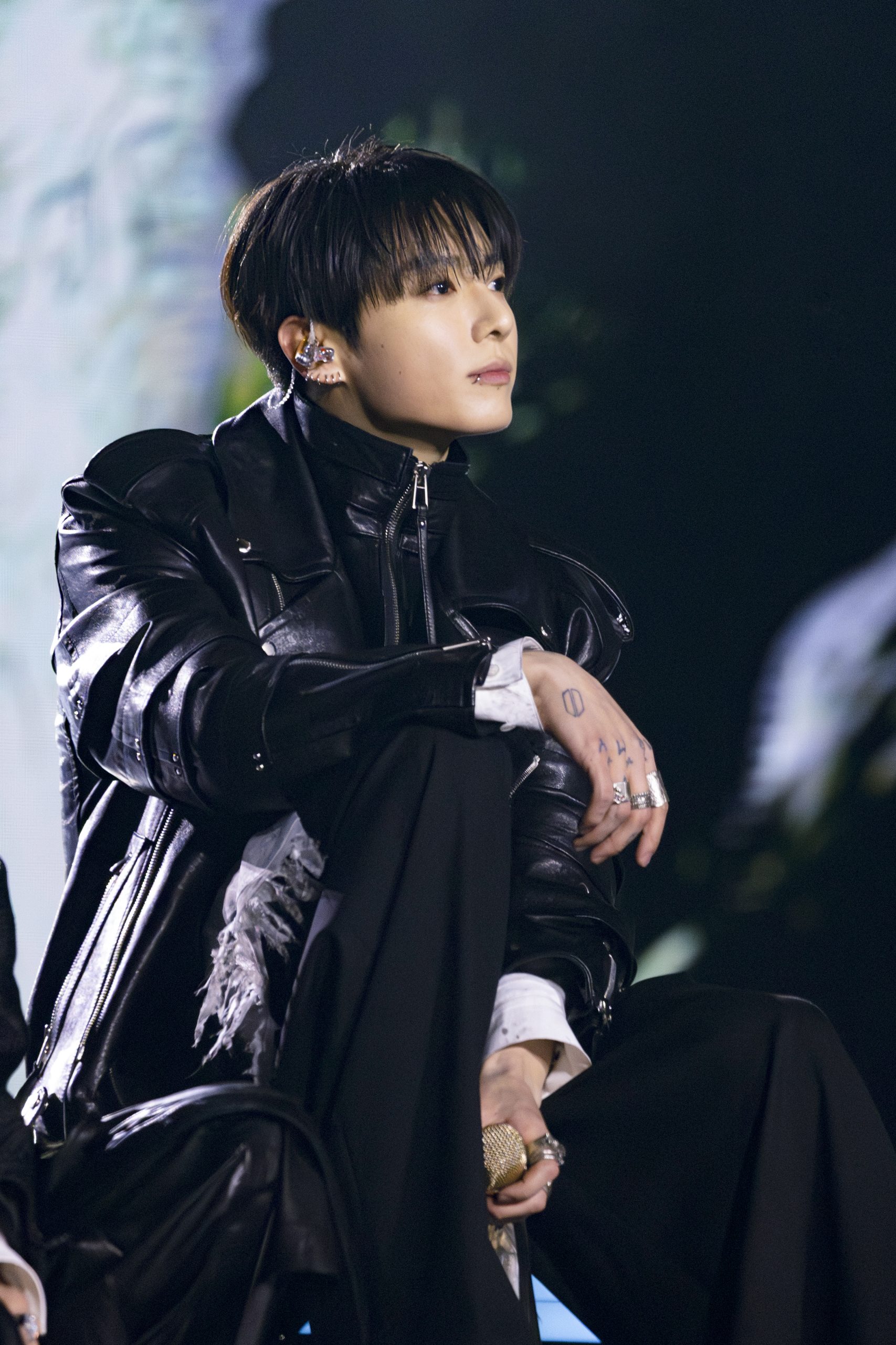 BTS JUNGKOOK LivePerformance HYBE 00013 scaled