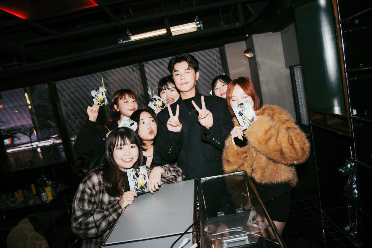 HowZ《The Bloomin Prince》信義開唱 十種花語構築情感音樂宇宙 3