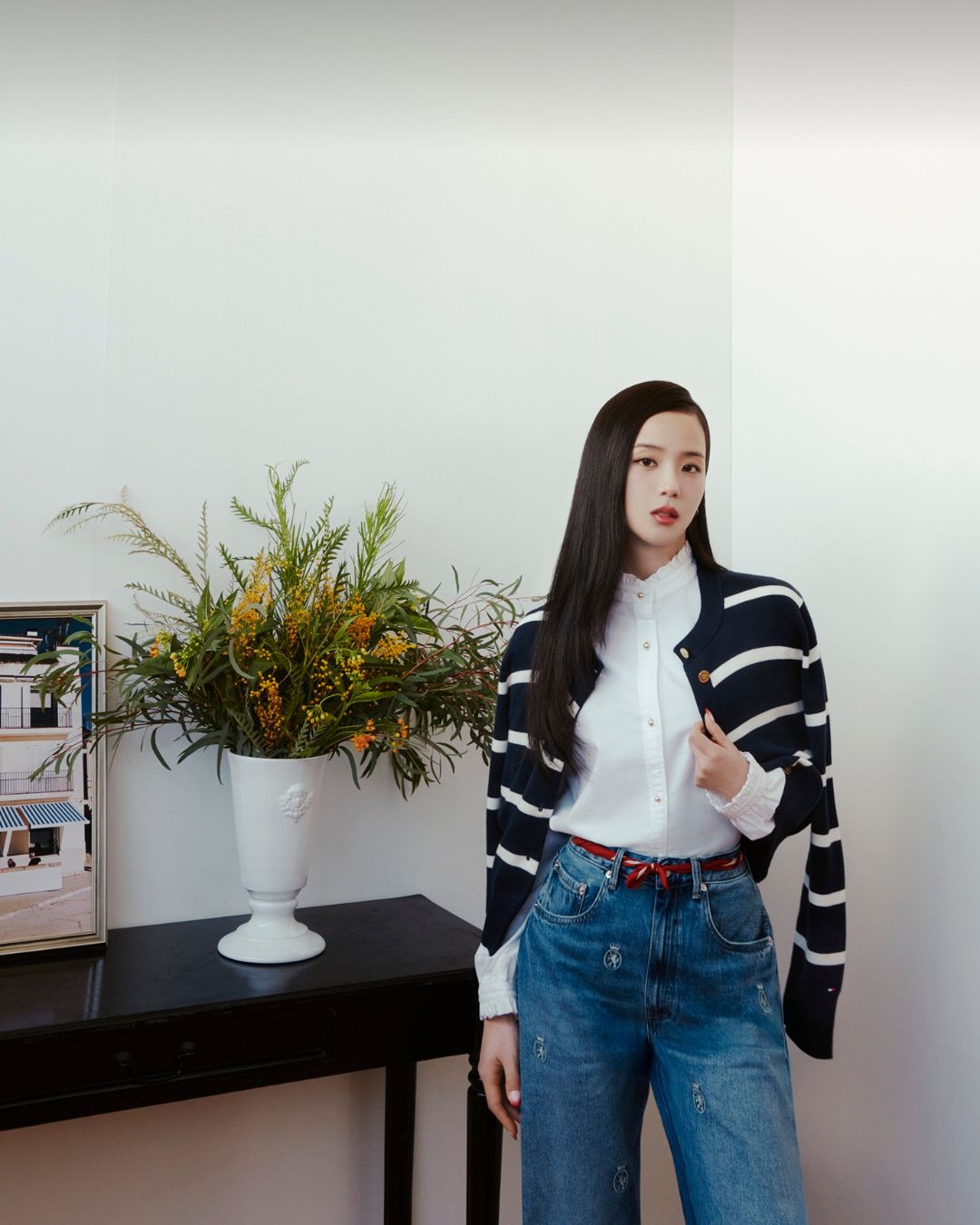 JISOO演繹TOMMY HILFIGER 2026春季形象｜優雅氣質詮釋當代美式風格4