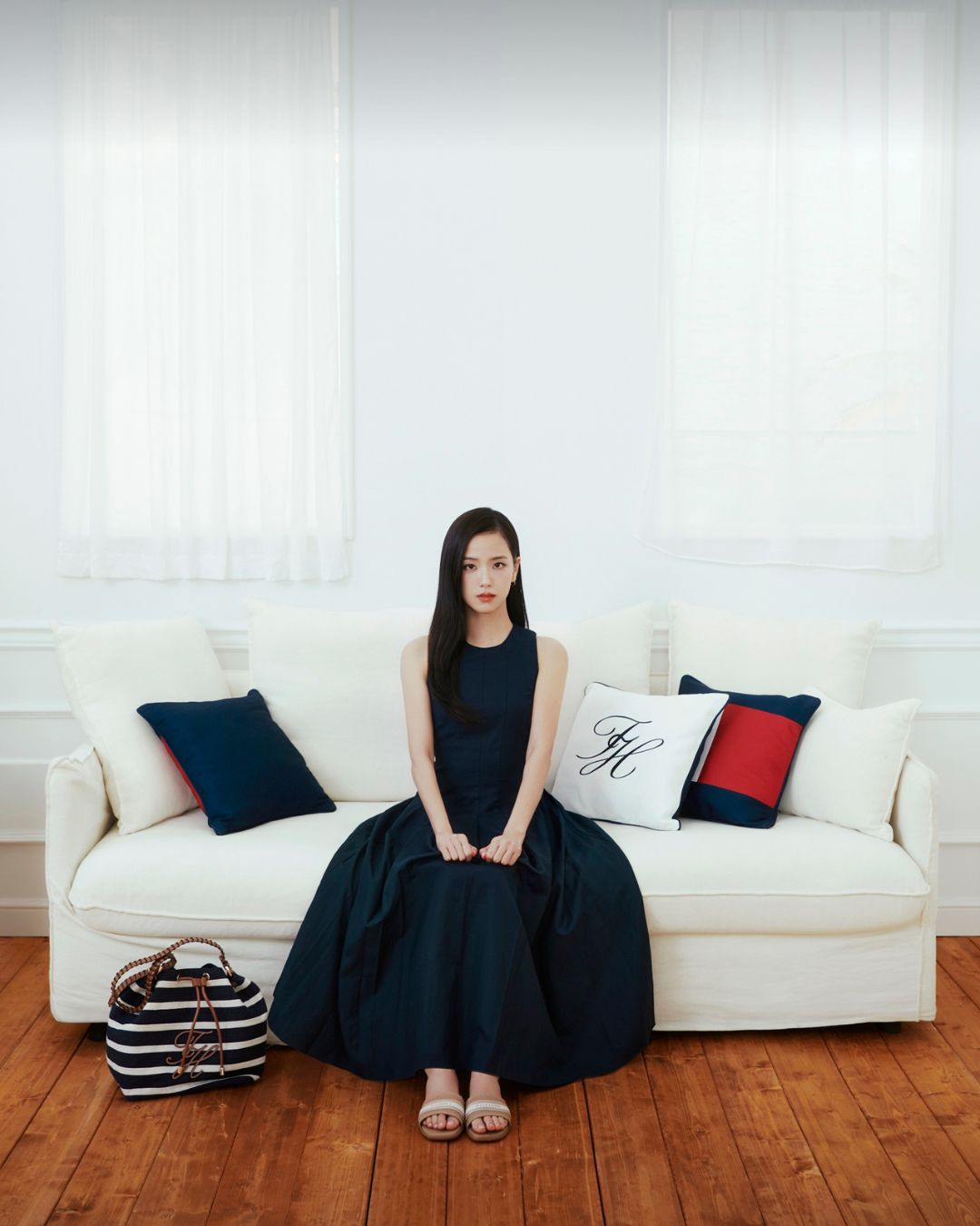 JISOO演繹TOMMY HILFIGER 2026春季形象｜優雅氣質詮釋當代美式風格5