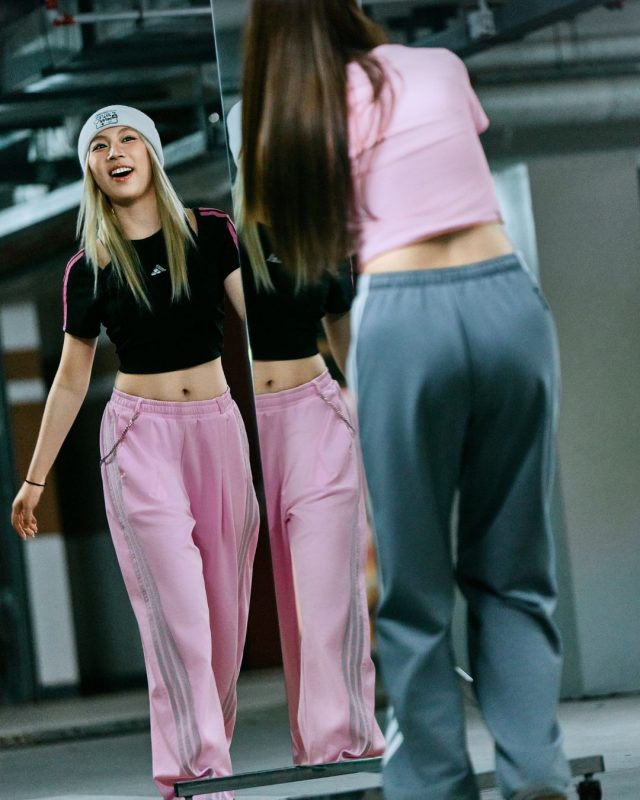 adidas舞動系列登場｜三線錐形褲與短版上衣演繹春夏律動5