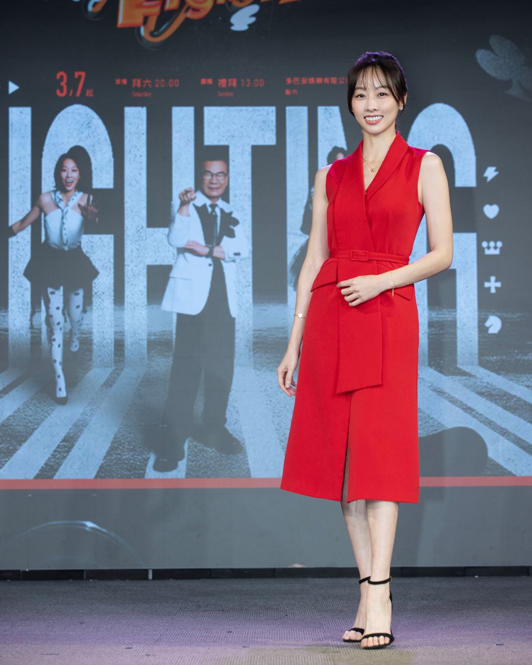 全透視移動攝影棚上路《黑白威廉Fighting》走遍台灣鄉鎮5