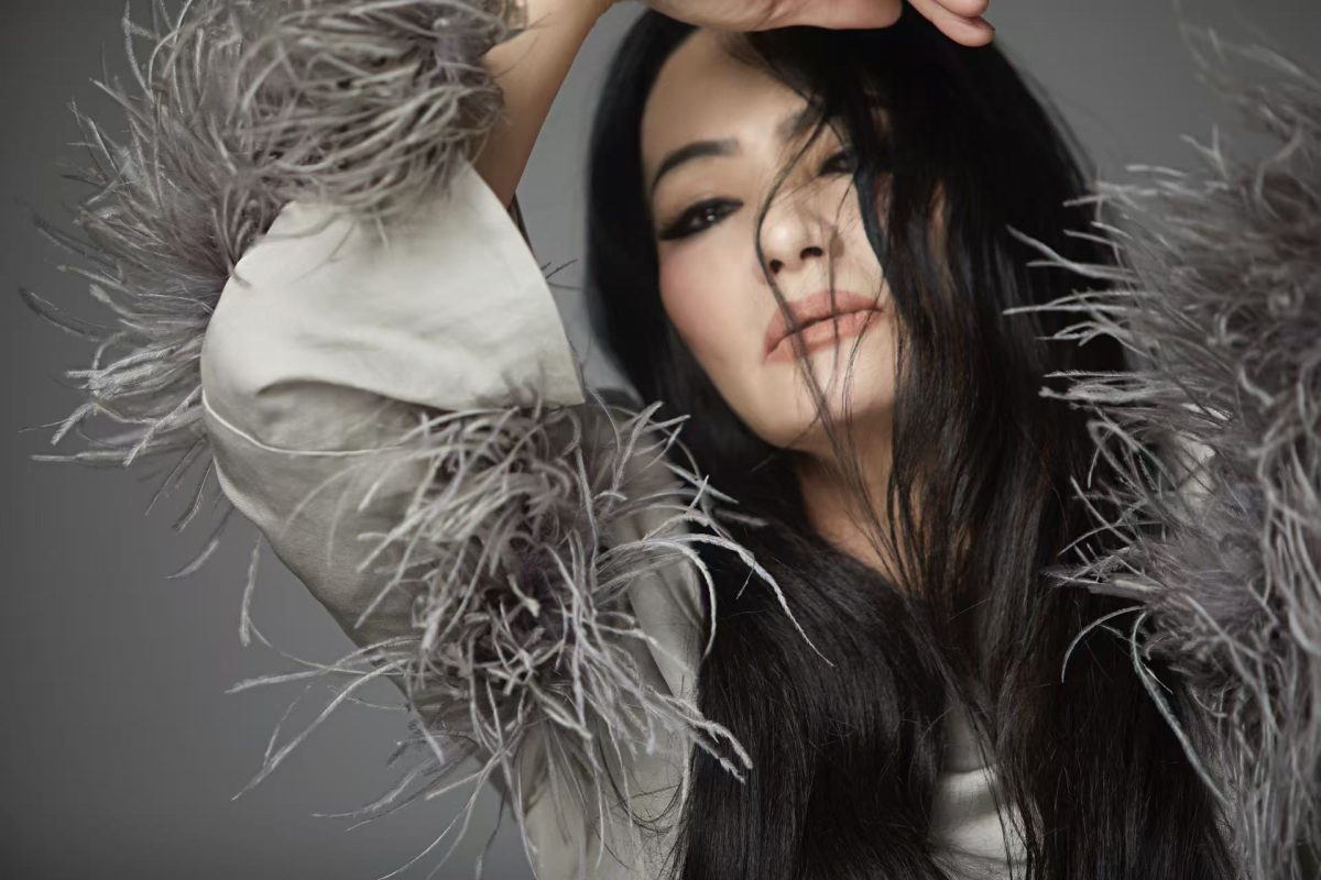 潘越雲出道45年新歌《我和我自己》唱出孤獨美學1