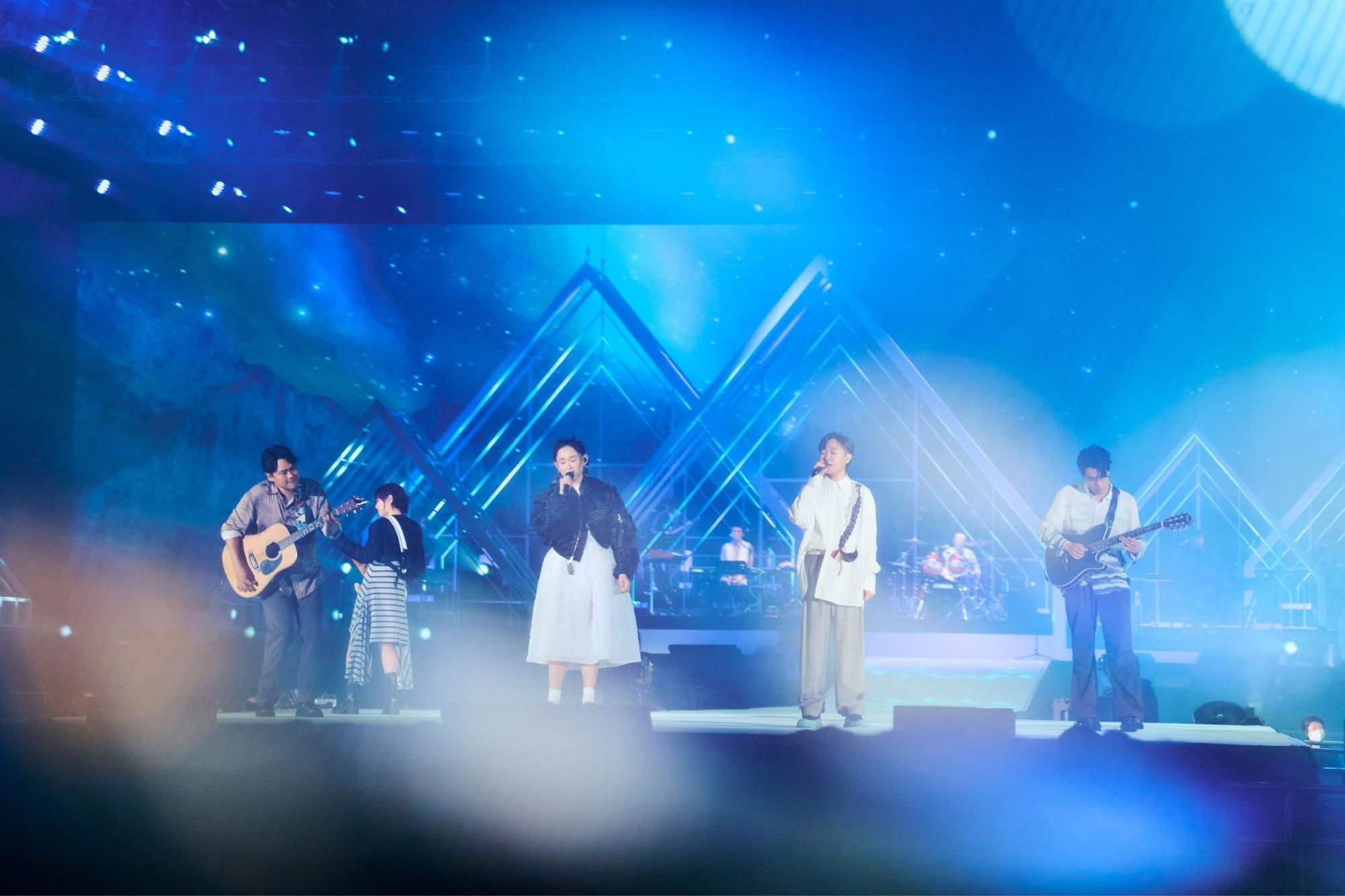 王菀之蘇打綠重聚香港慈善夜2