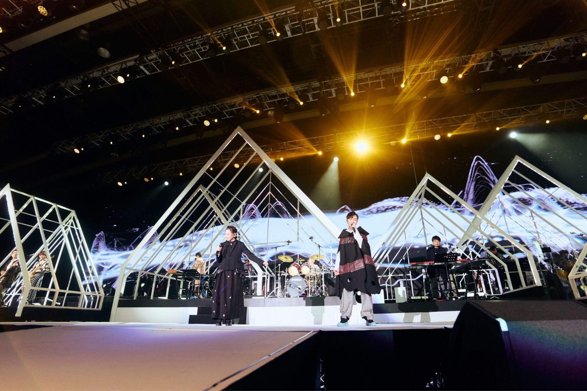 王菀之蘇打綠重聚香港慈善夜3