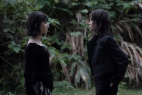 鄭宜農39歲生日發布〈FRIENDLY FIRE: ON〉化身女飛賊自白