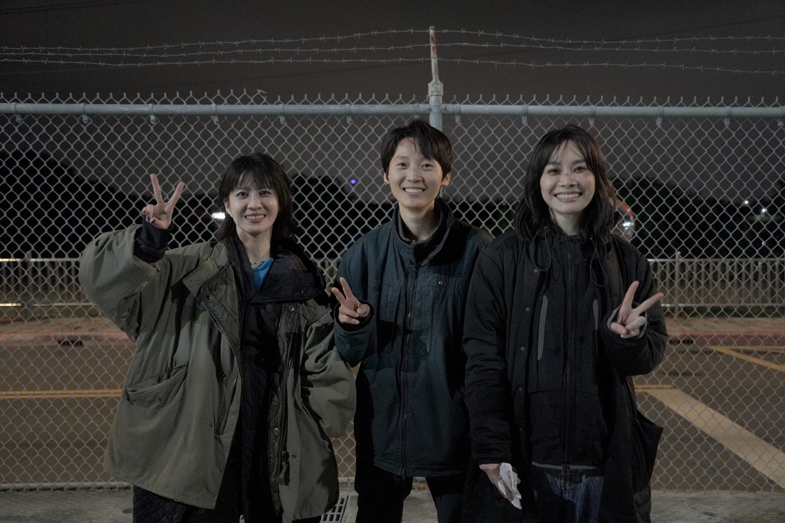 鄭宜農39歲生日發布〈FRIENDLY FIRE ON〉化身女飛賊自白金鐘導演張均瑜中操刀MV視覺與金獎演員連俞涵左聯手為鄭宜農跨刀 2 scaled