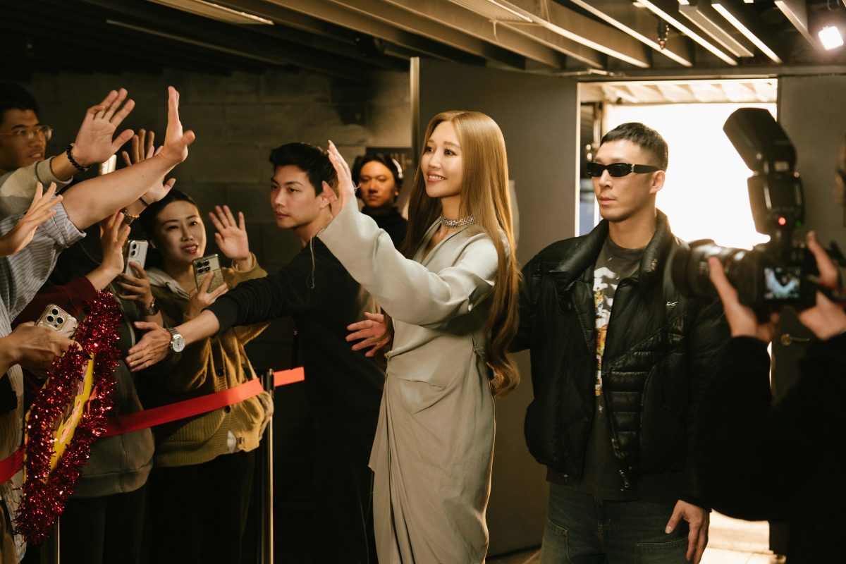 A Lin〈繞路〉集結三金卡司楊謹華、曾敬驊、賴雅妍高規格打造MV 3