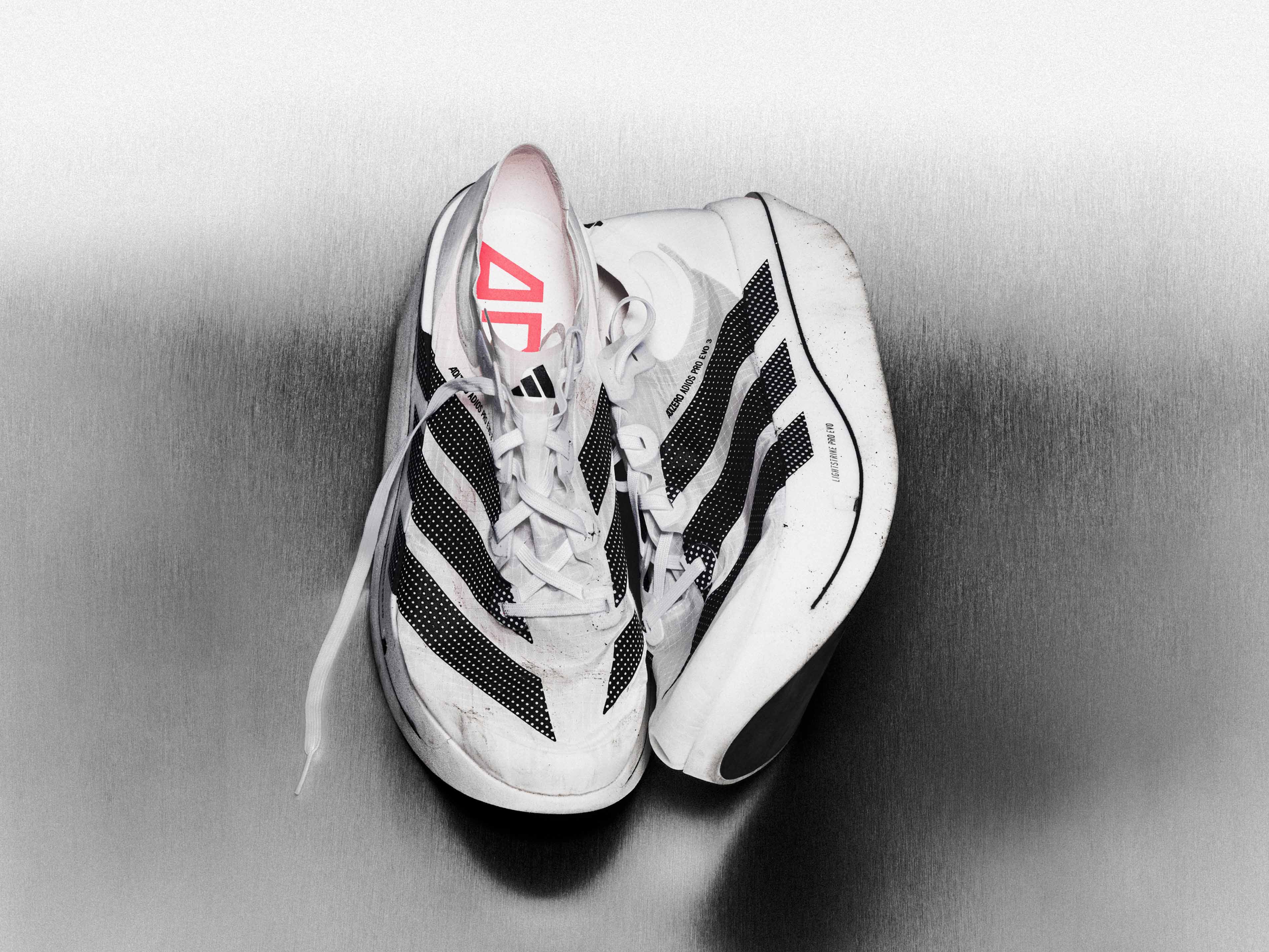 Sabastian Sawe跑進2小時內 Adidas ADIZERO EVO 3締造歷史時刻 (1)