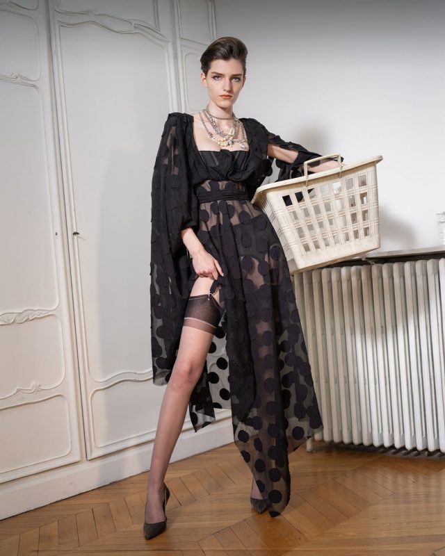 Vivienne Westwood英倫復興美學交織歷史與慾望的時裝敘事9