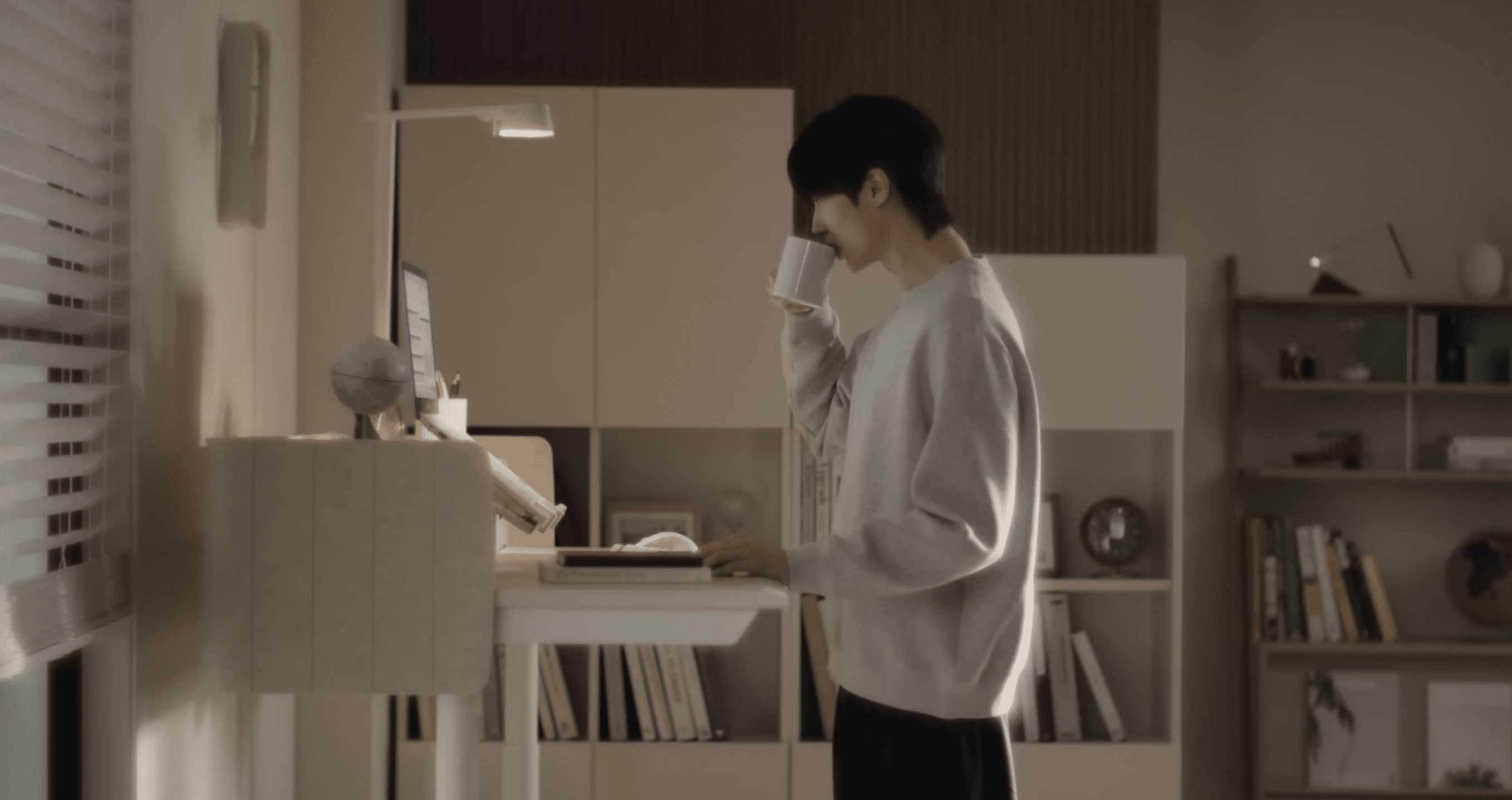 Iloom電動家具革新居家體驗　邊佑錫演繹韓式生活美學進化 (3)