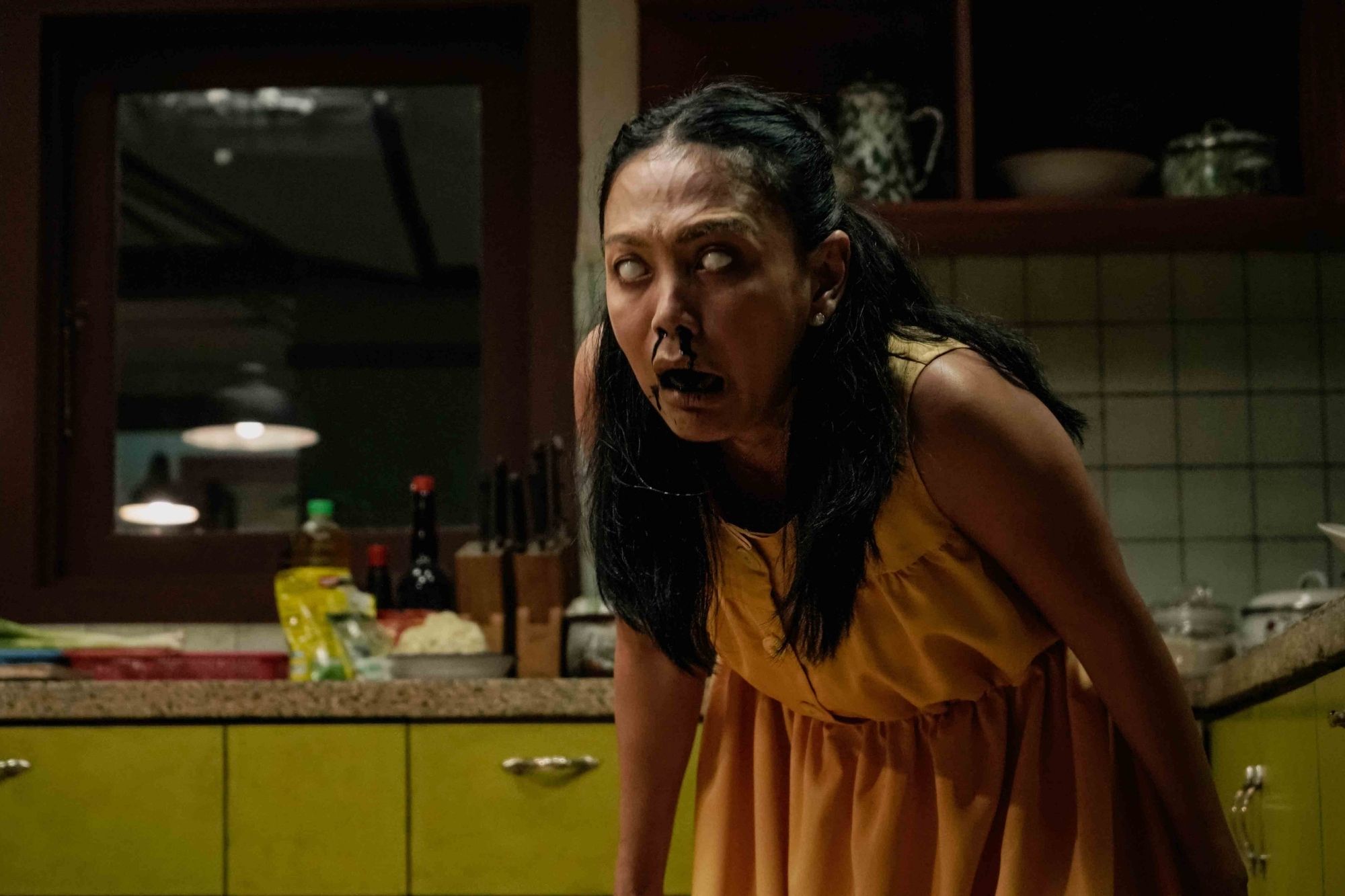 《屍咒還魂》揭開咒術血脈祕辛與姊妹驚魂記2