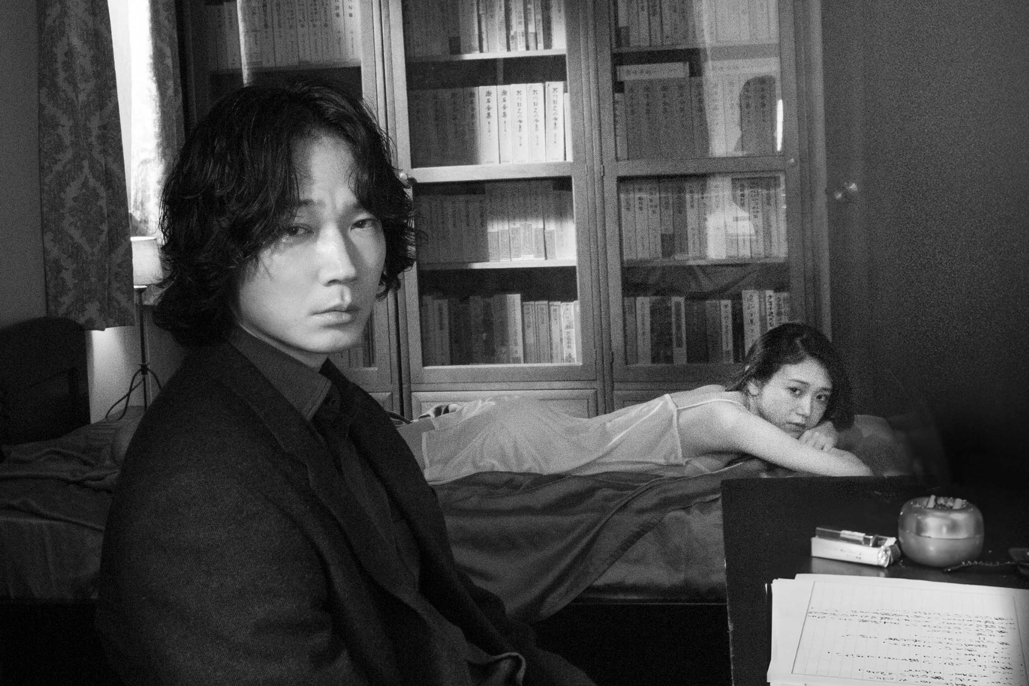 綾野剛全裸詮釋慾望與孤獨 昭和情慾電影《星與月是天上的洞》解析2