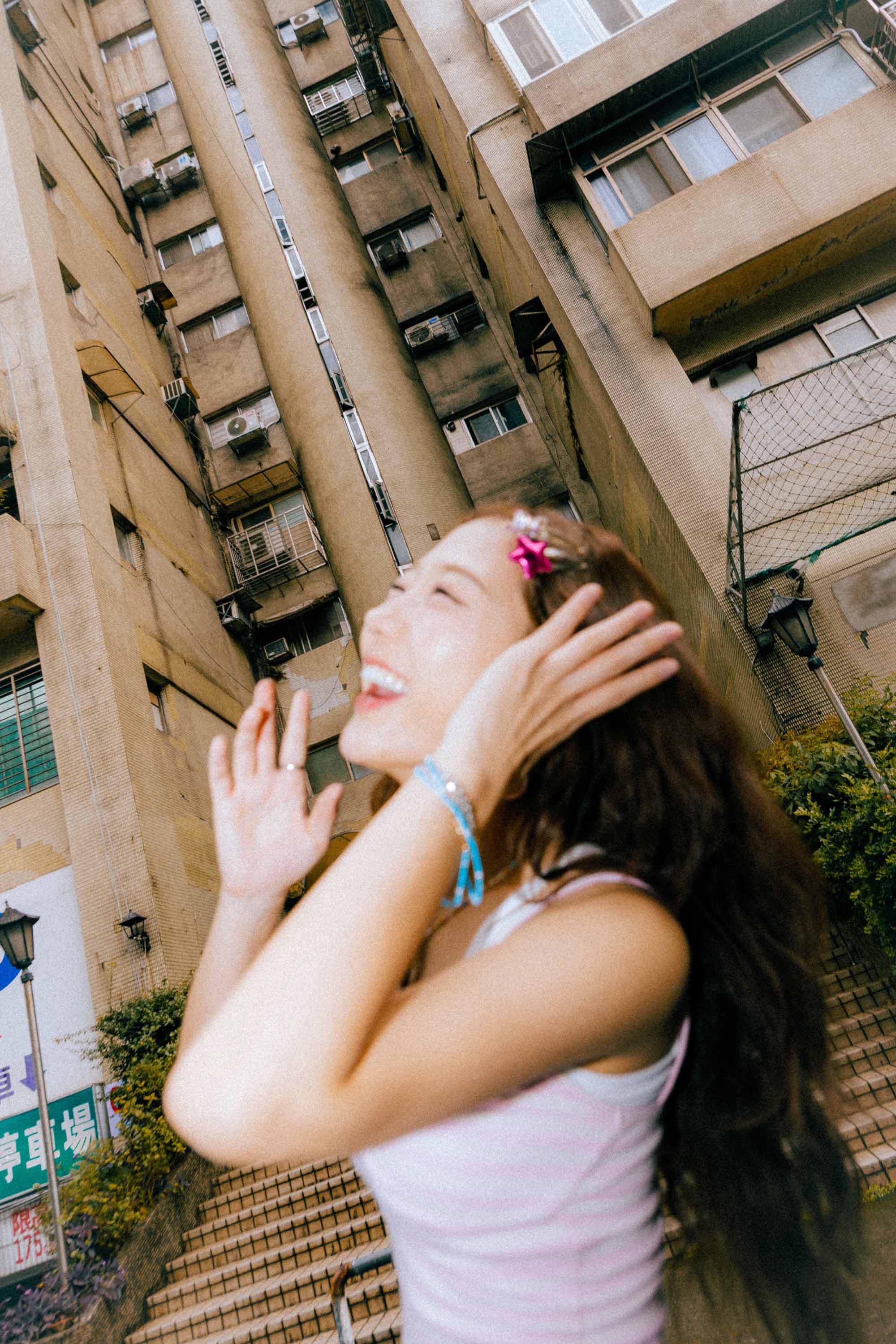 金針菇舞曲〈啊金價〉唱出台式崩潰哲學 (9)