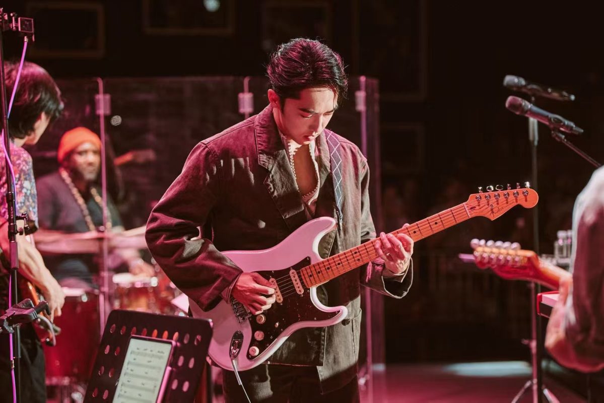 關浩德台北專場將登場｜從幕後製作到創作歌手的情緒書寫旅程