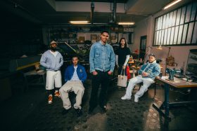 Levi’s® 與法國足球協會打造全新 FFF 系列，融合足球與法式街頭風格