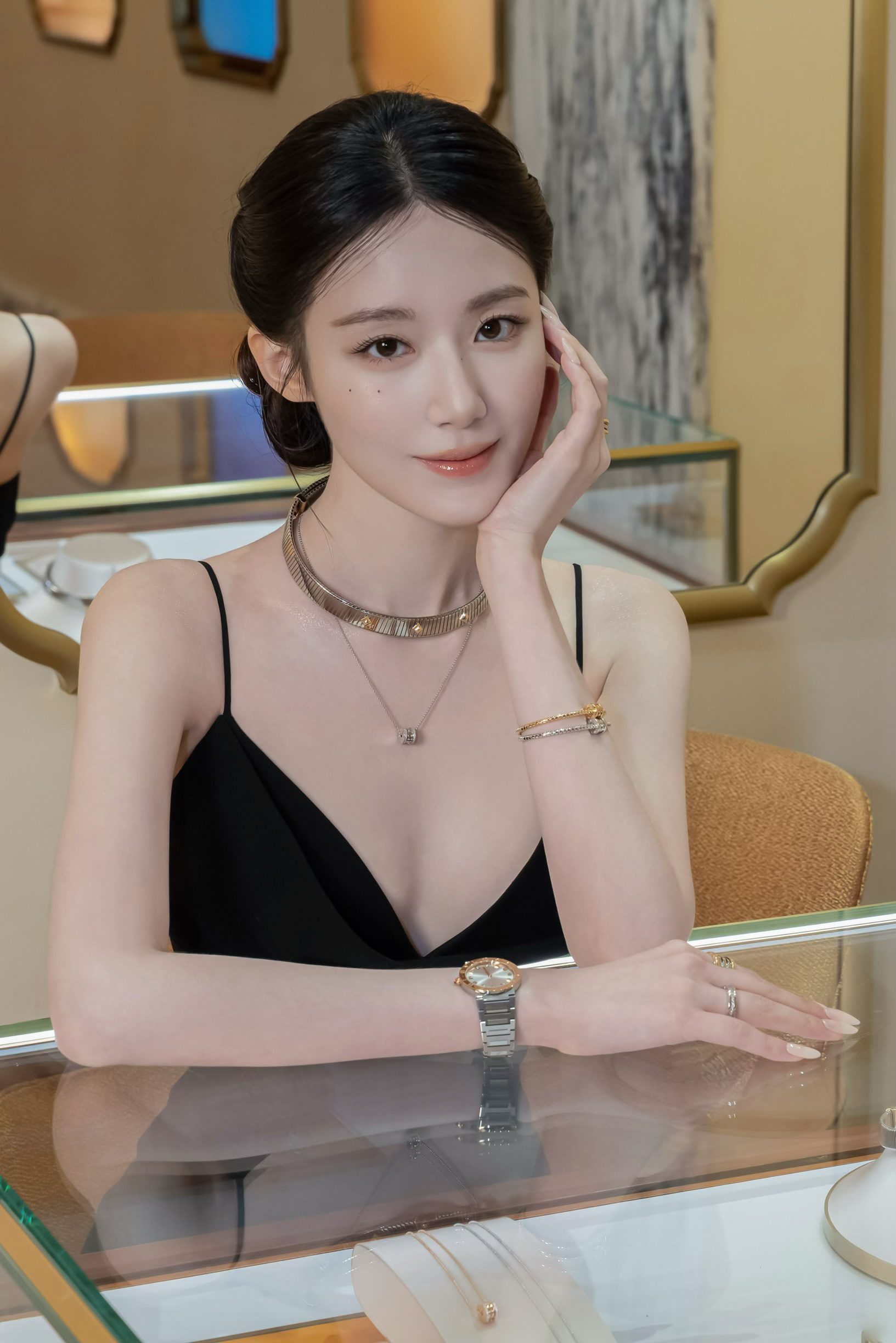 I Dle舒華現身寶格麗，B (3)