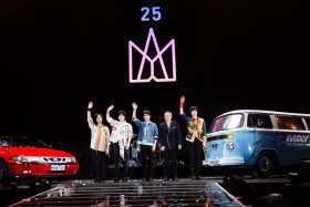 五月天5525+2重返大巨蛋｜五大彩蛋喚醒25年搖滾時光