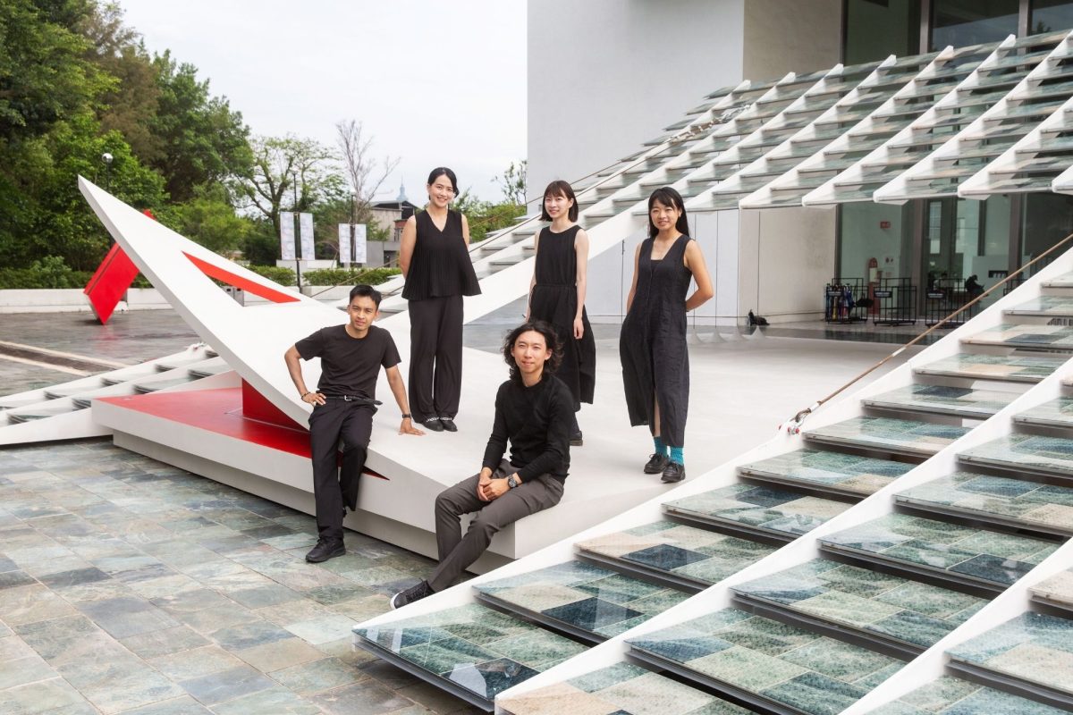 北美館X site新作登場｜《鏡・亭・山》重啟廣場感知1