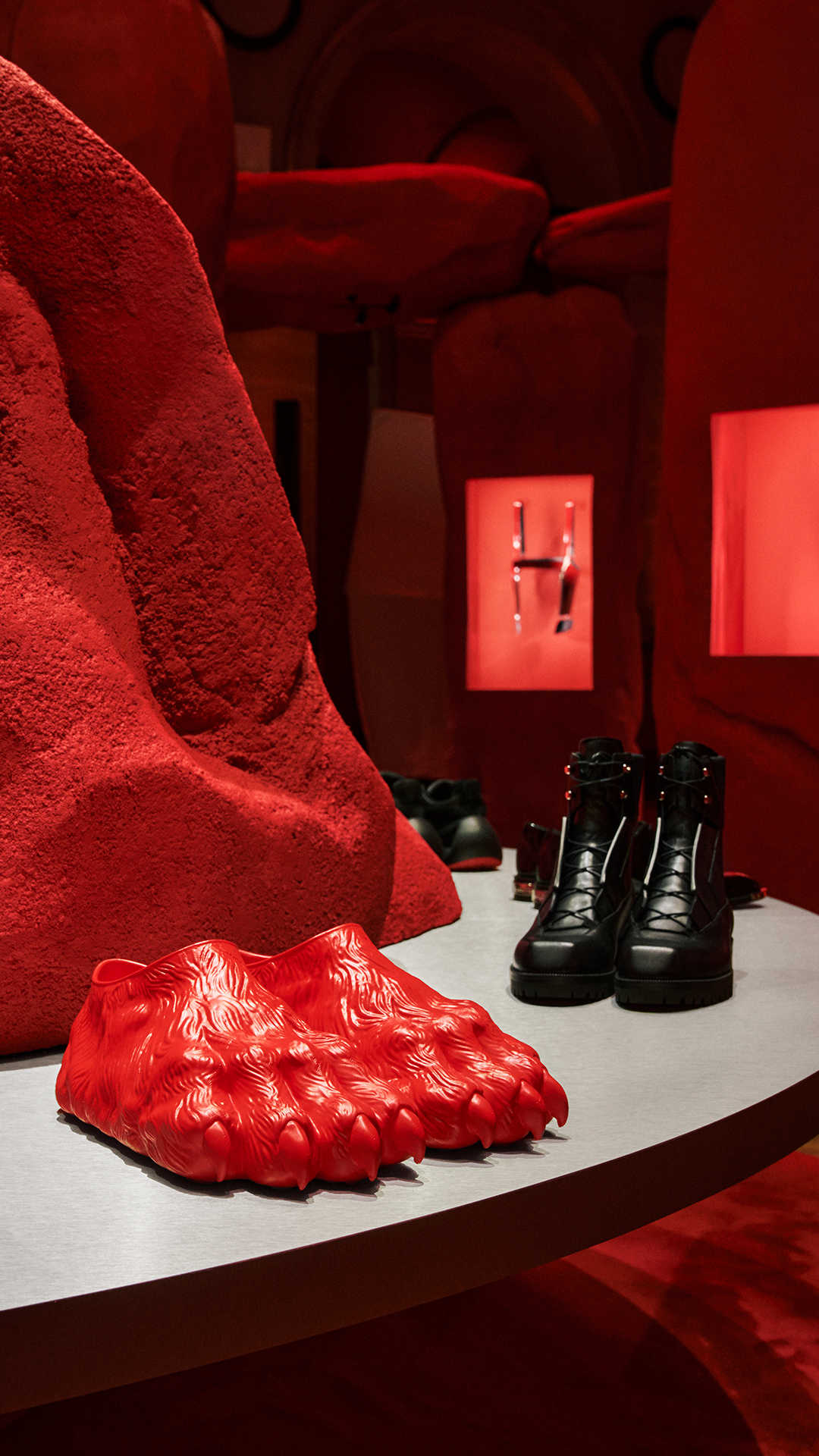 Empty space 9x16 Men Spring Summer 2027 Christian Louboutin 8