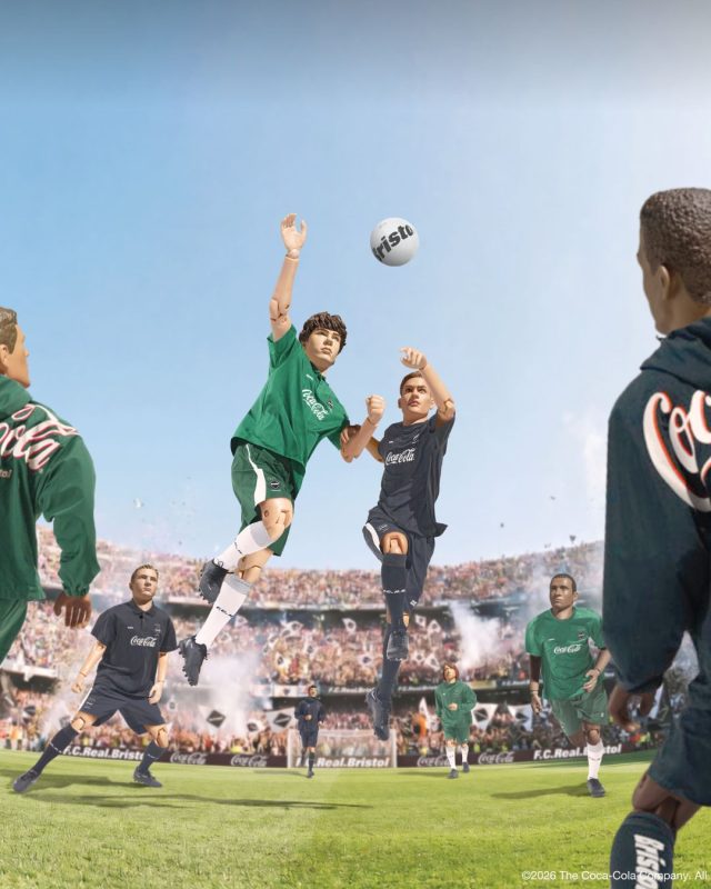 F.C.Real Bristol攜手Coca Cola推聯名系列 台北限定快閃店同步登場3