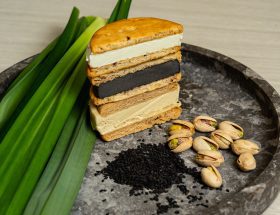 ICC冰淇淋三明治進駐全家　斑蘭黑芝麻新口味與冰淇淋月餅同步登場
