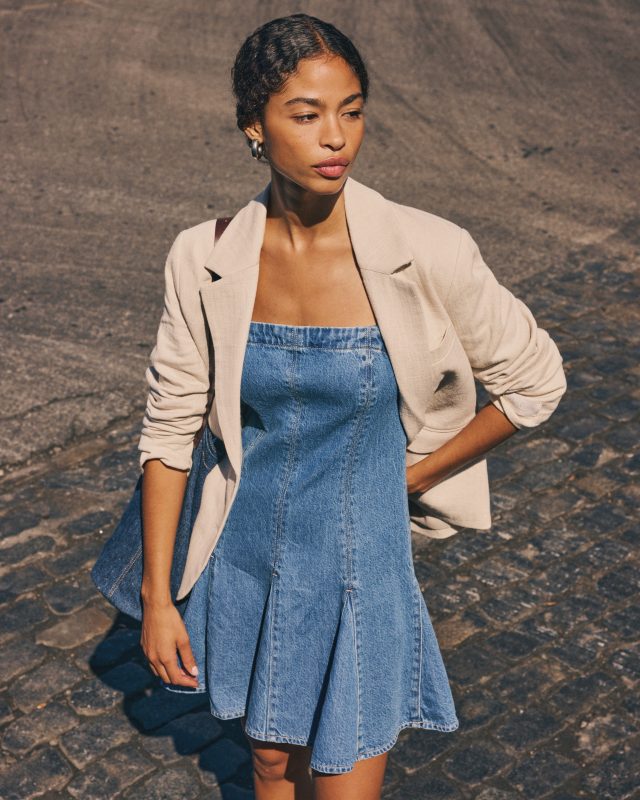 Levis®夏季丹寧短褲全面回歸 喚醒Y2K盛夏穿搭記憶4