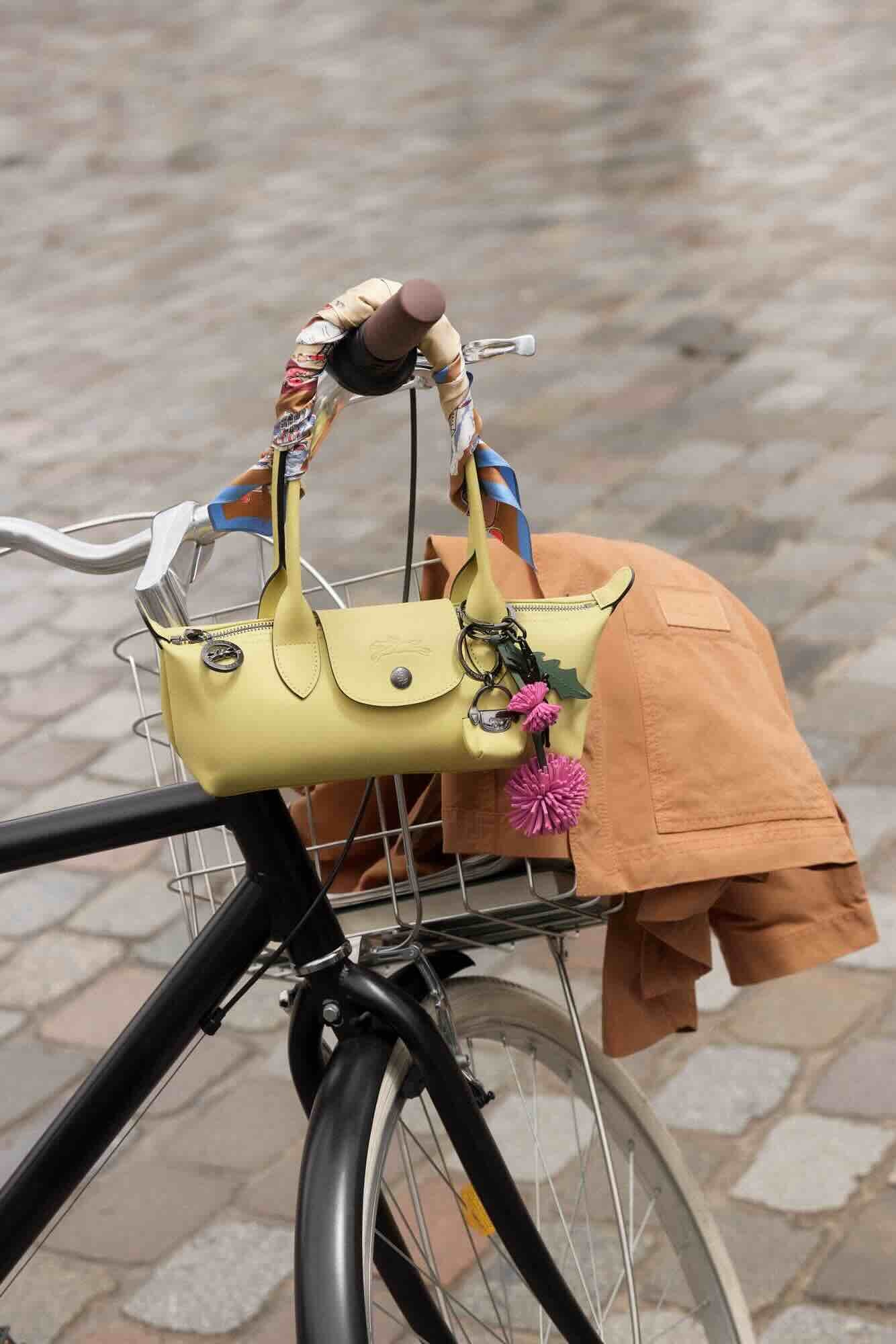 Longchamp Le Pliage One與Le Pliage Xtra登場　經典單色包款演繹法式新風格 (1)