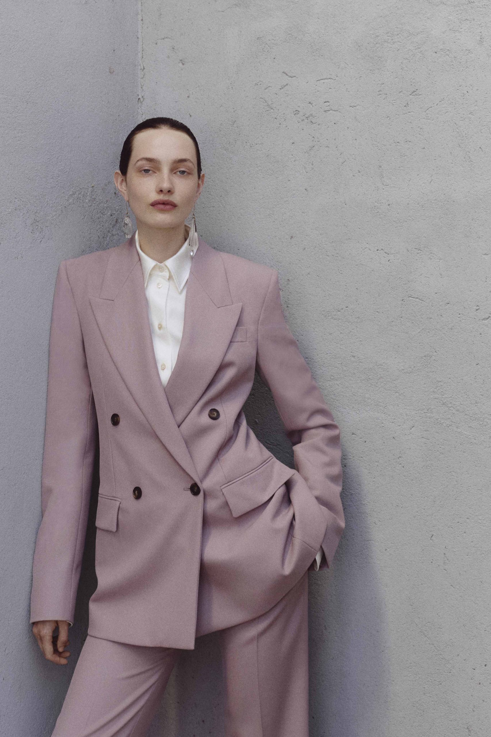 Stella McCartney 2027春季系列亮相　93%永續材質打造現代女性衣櫥 (4)