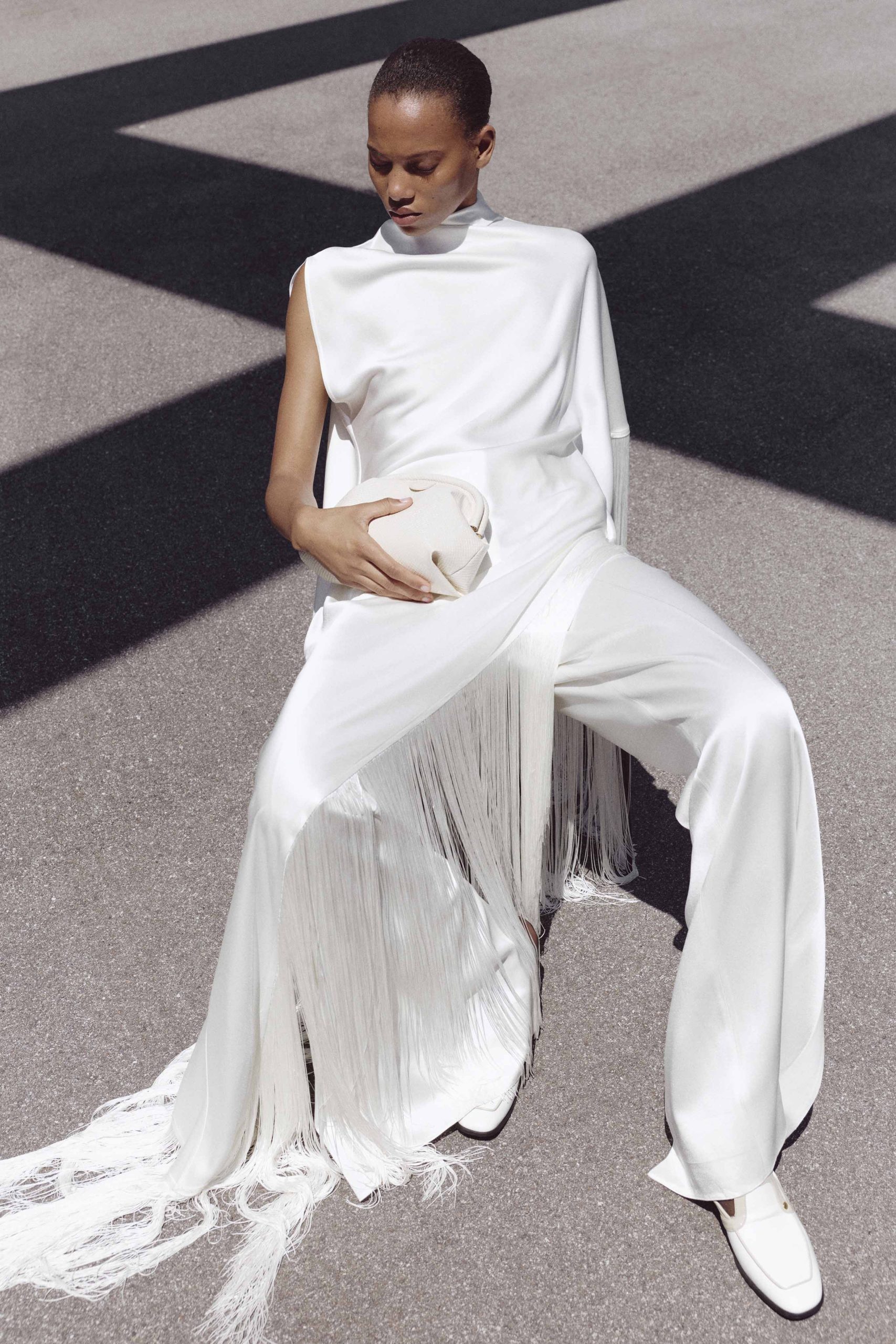 Stella McCartney 2027春季系列亮相　93%永續材質打造現代女性衣櫥 (6)