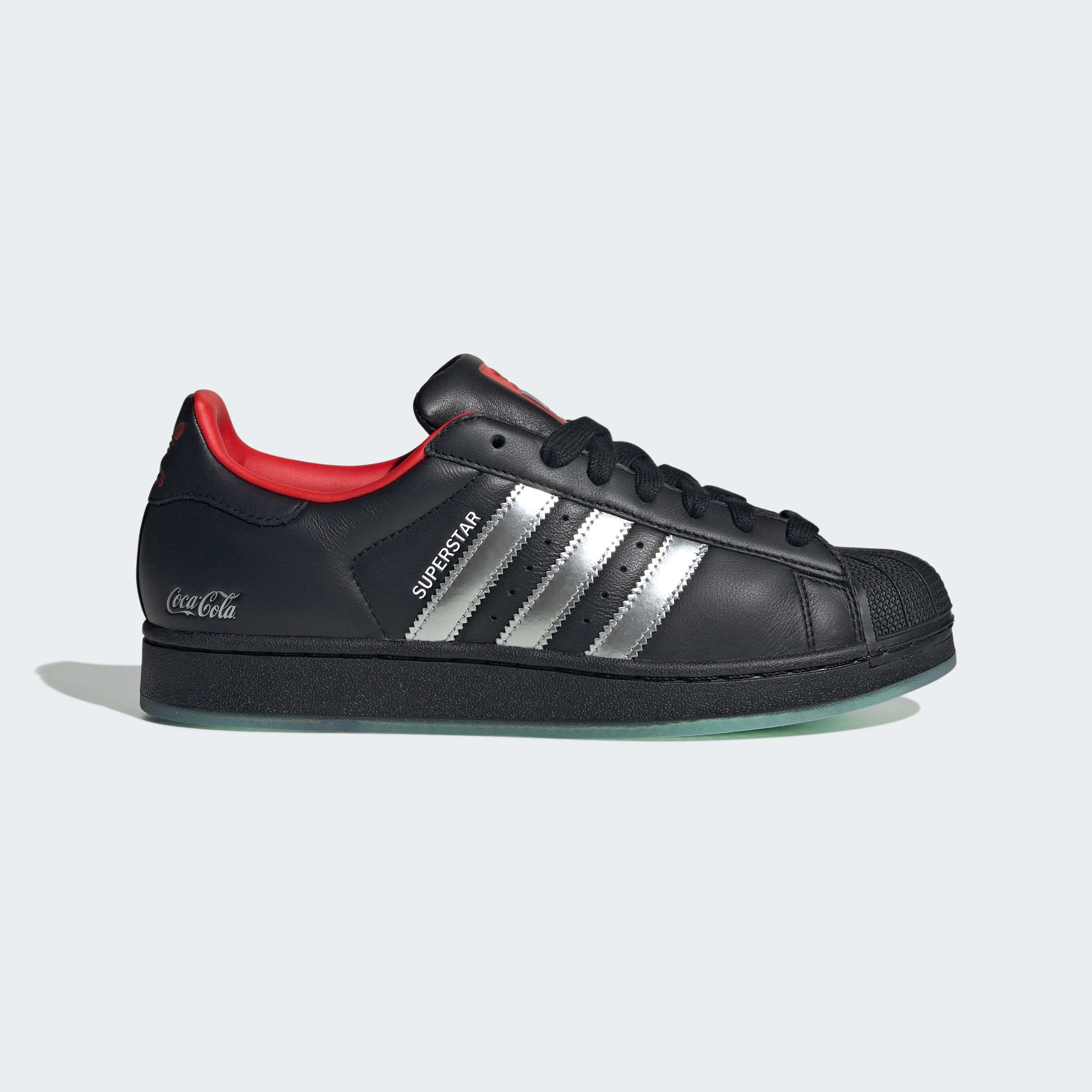 Adidas Originals攜手Coca Cola迎接2026 FIFA世界盃 聯名系列正式登場 (7)