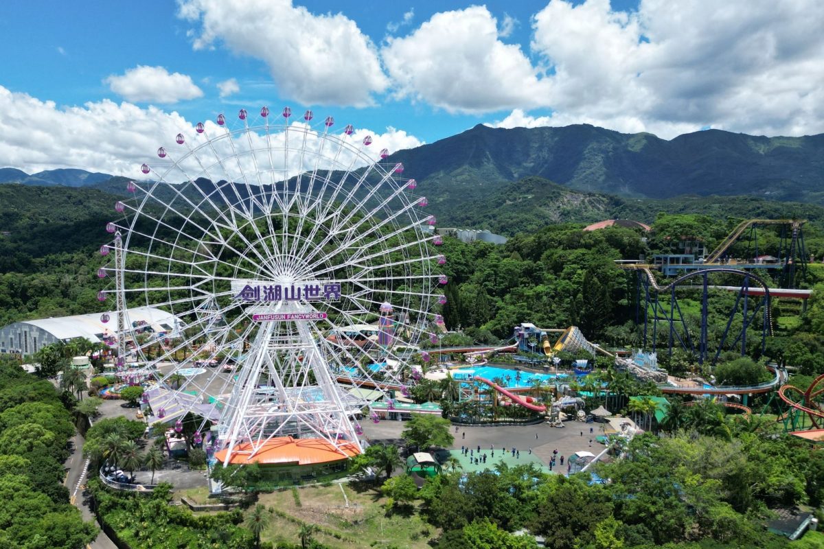 劍湖山世界暑假水樂園開放！100元起水陸聯票優惠一次看2