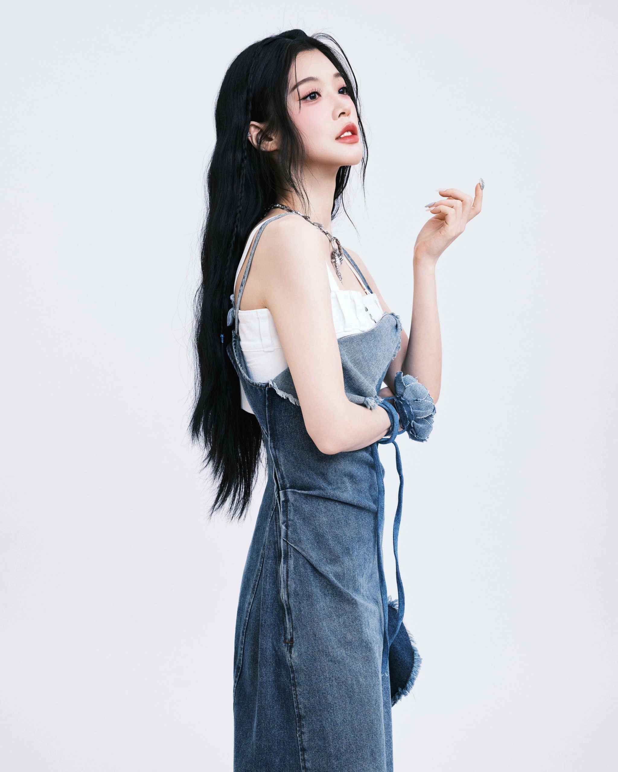 李瑩珠EVE首張專輯7月登場 從YouTuber跨足歌壇追夢之路曝光 2 scaled